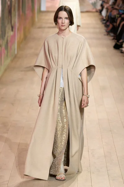 Look 21